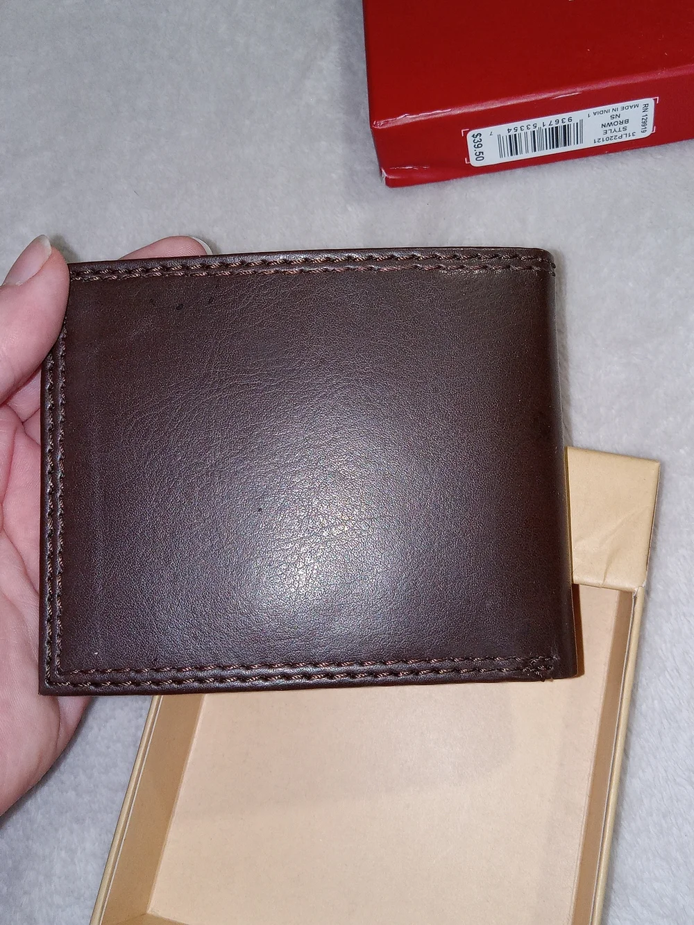 Levi's Men's Leather Bifold Wallet Brown RFID NWT Gift Box